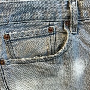 Levi's 501 W32 L36 - Black -  Distressed Right Front and Back Pockets